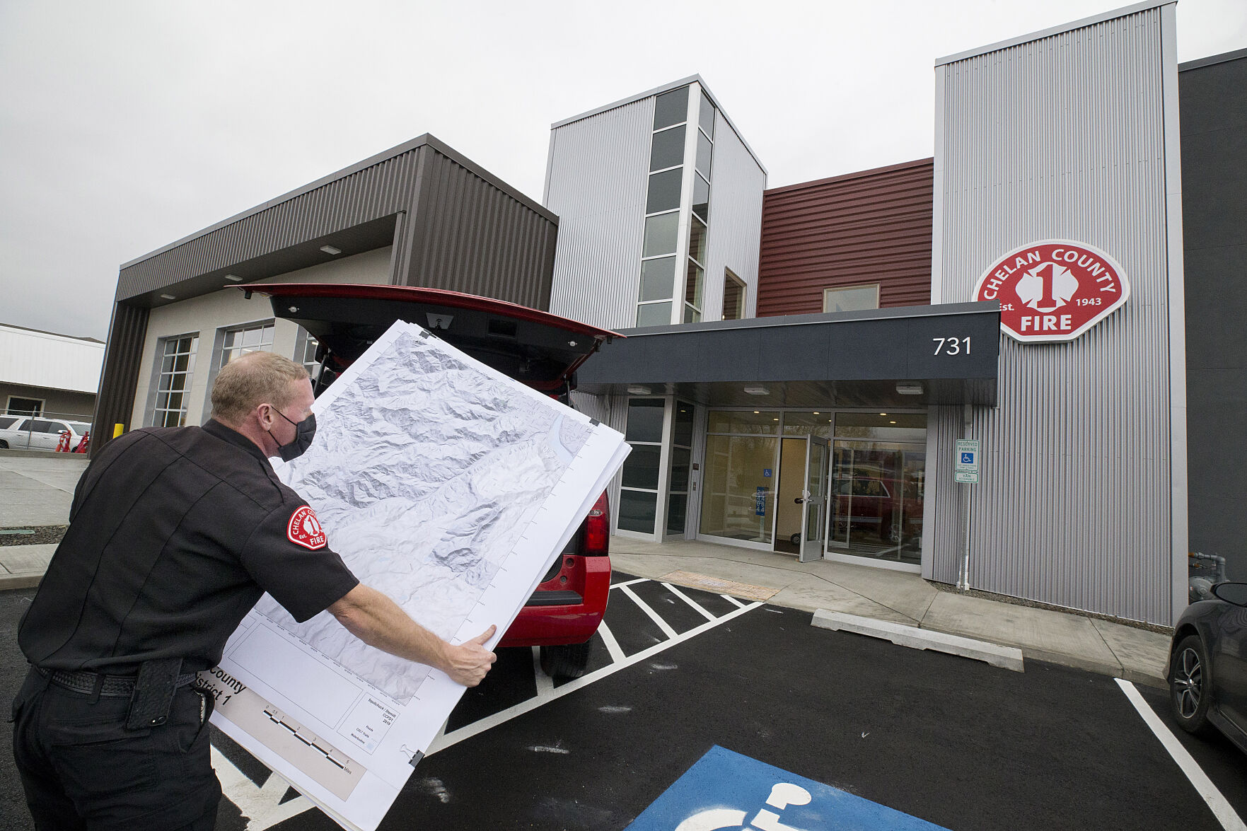 201128-newslocal-firestation 01.jpg